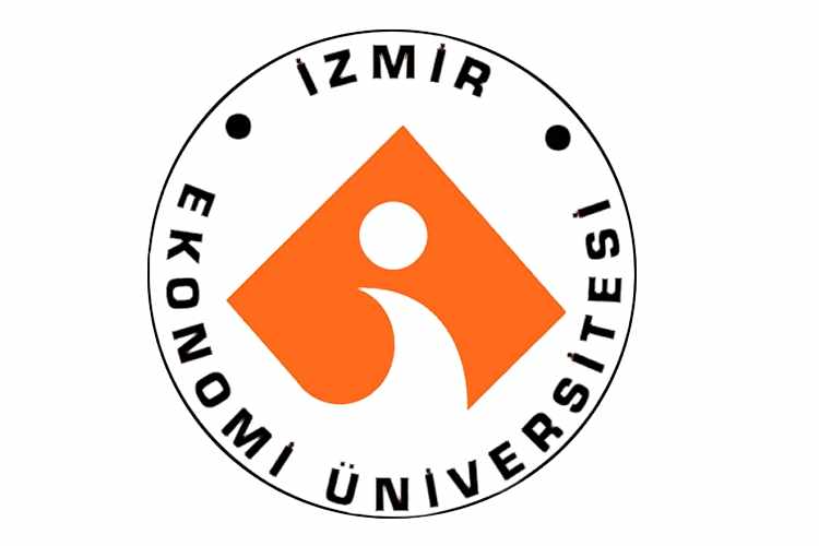 Asmin Çetin - Moda Giyim ve Tasarımı Ana Sanat Dalı